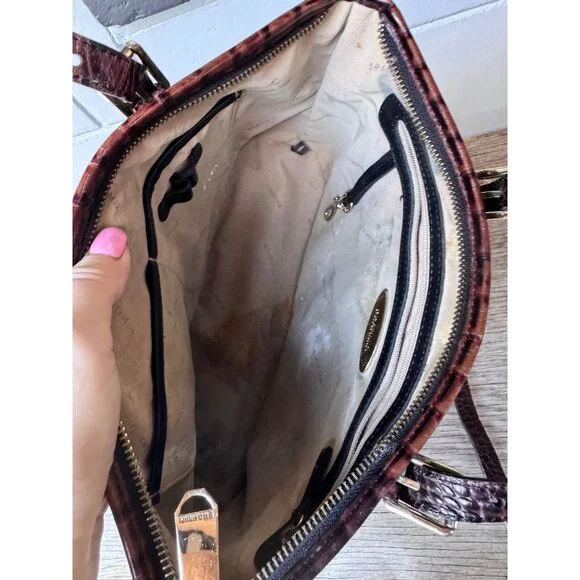 Brahmin Leather Satchel Shoulder Crossbody Bag Black Brown Croc Embossed Zip Top - Picture 5 of 9